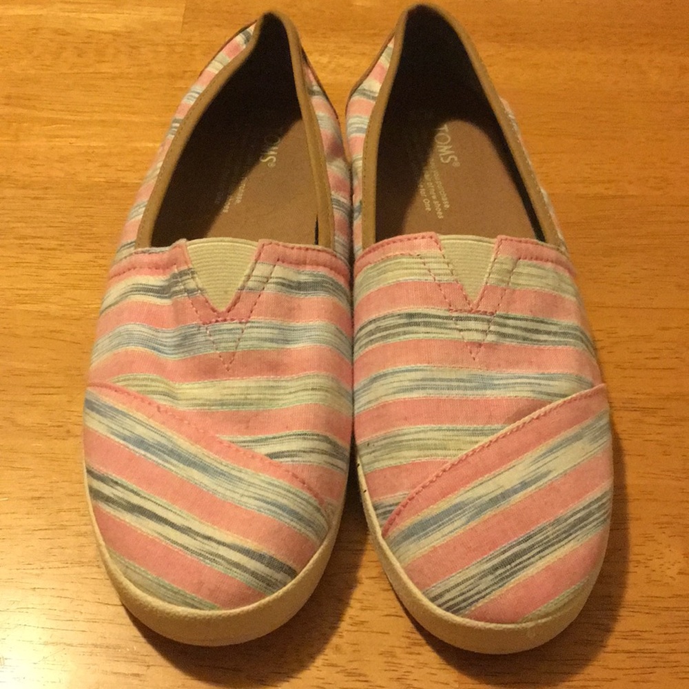 Toms slip on shoes